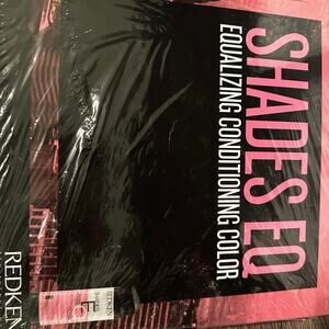 REDKEN Shades EQ Gloss Cream SwatchBook Swatch Book hair color gloss
